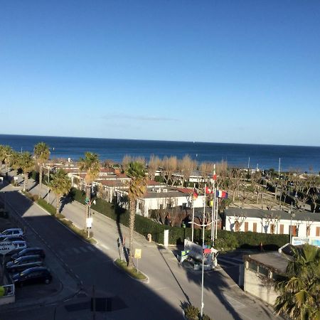 Casa Rosa Villa Porto SantʼElpidio Exterior foto