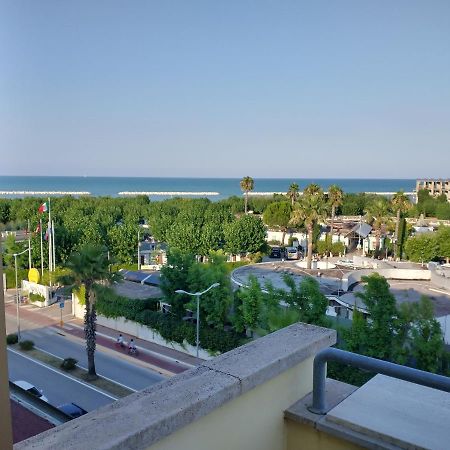 Casa Rosa Villa Porto SantʼElpidio Exterior foto