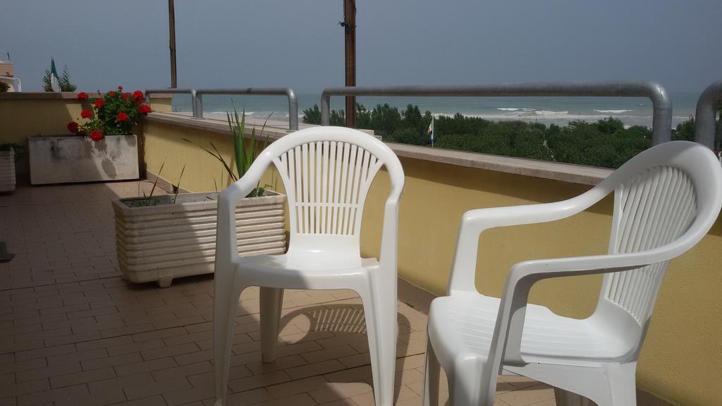 Casa Rosa Villa Porto SantʼElpidio Exterior foto